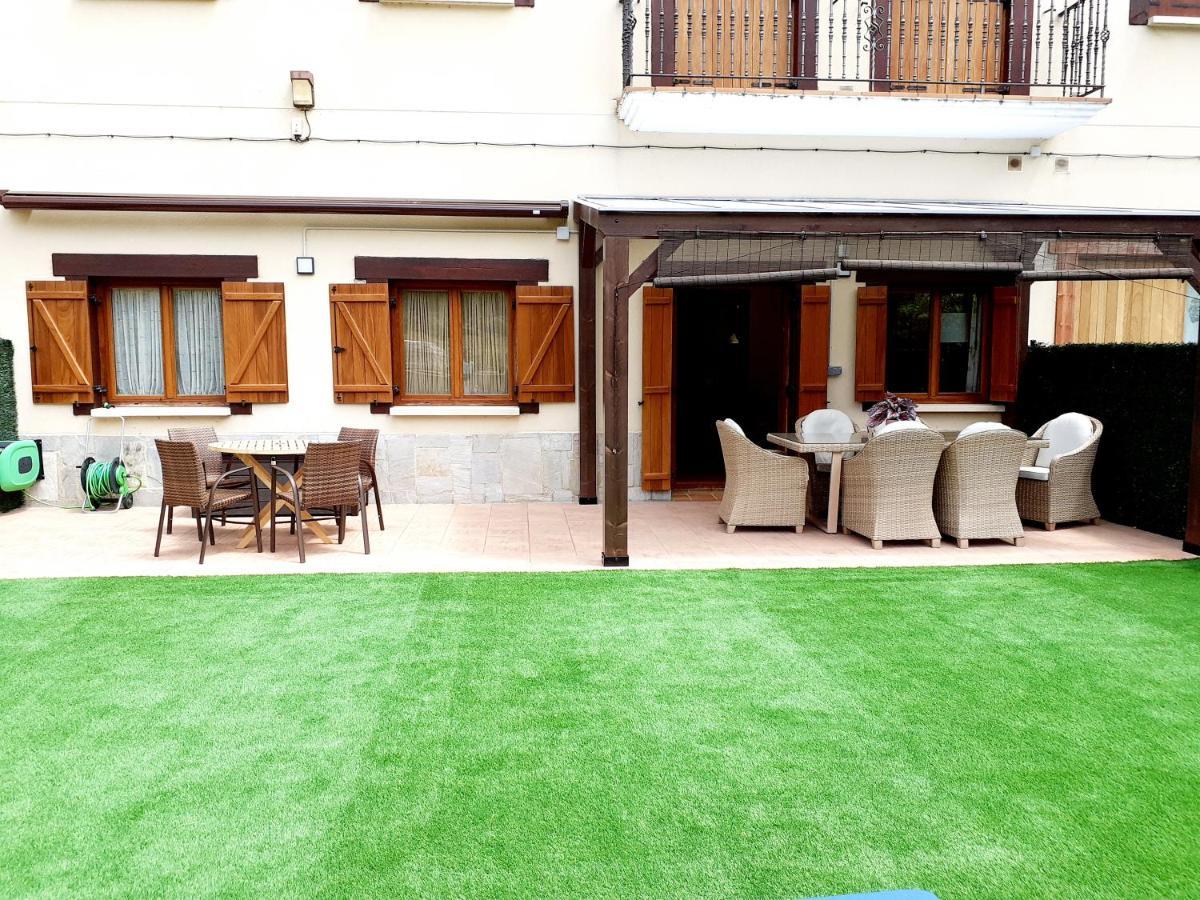 Apartamento Con Jardin Marbles Ezcaray Eksteriør billede